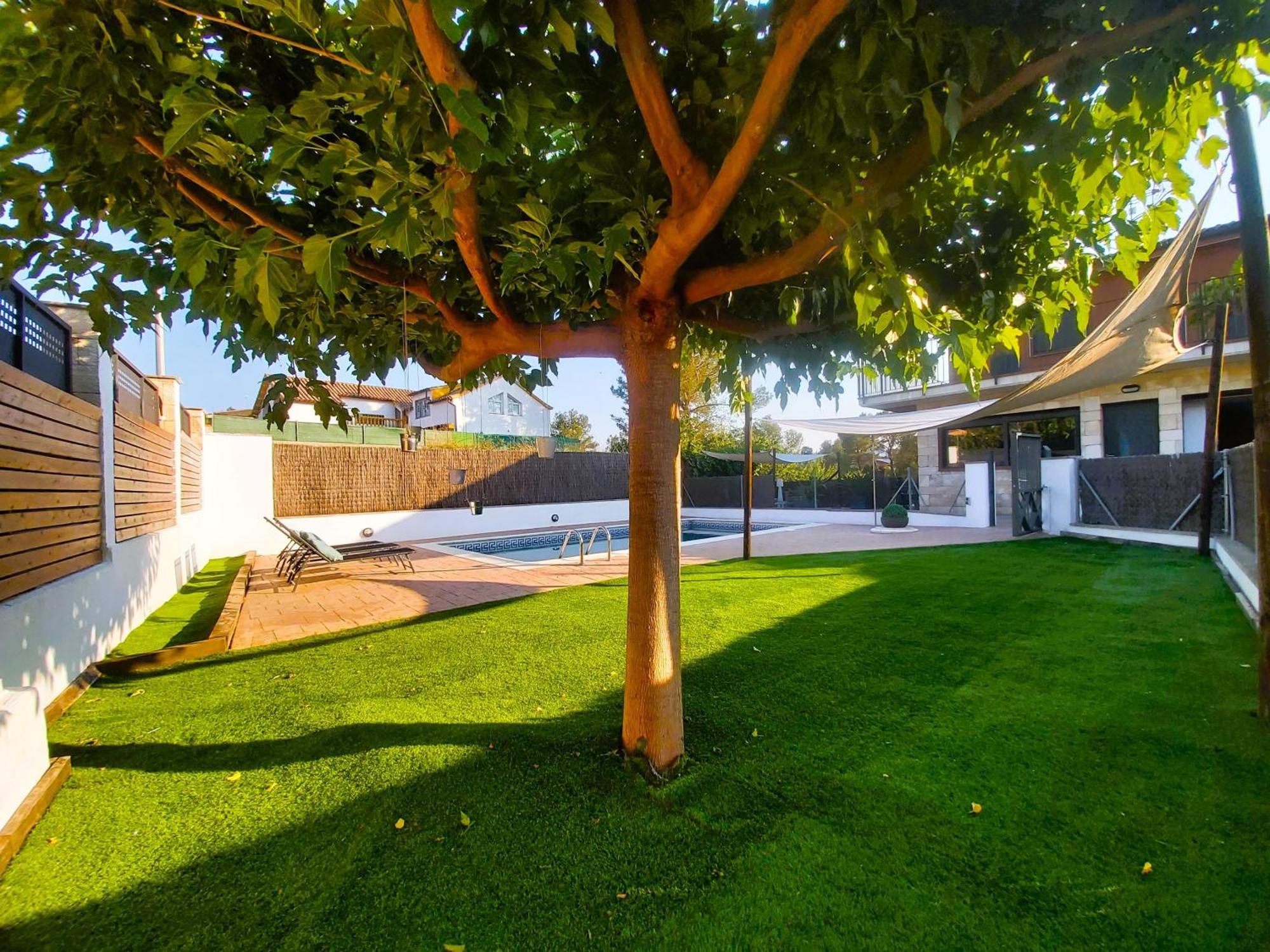Morera Blanca Piscina, Barbacoa, Chill-Out San Mateu de Bages Екстериор снимка